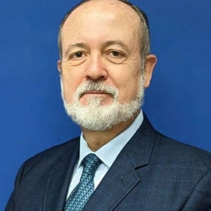 Foto de Dr. Luis Muñoz Fernández